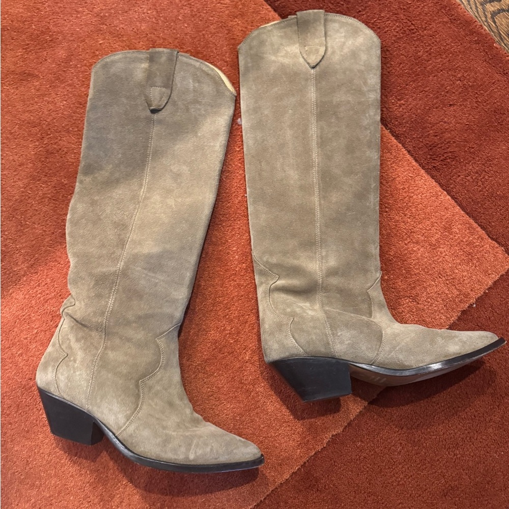 Women's Tan Suede Boots